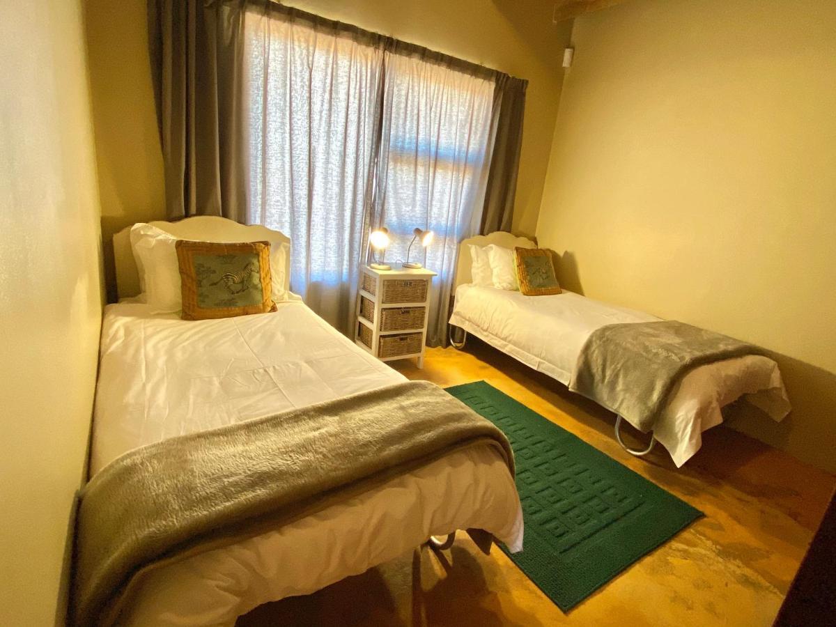 Parkview Safari Lodge Колчестер Екстер'єр фото